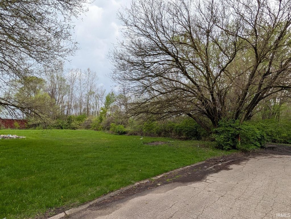Photo of Lot 226 Lantz Boulevard, Elkhart, IN 46516 (MLS # 202614435)