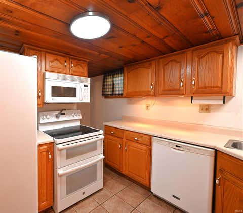 Tiny photo for 1199 N Main Street, Kewanna, IN 46939 (MLS # 202633862)