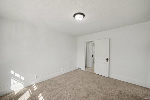 Tiny photo for 308 E 8th Street, Mishawaka, IN 46544 (MLS # 202639474)