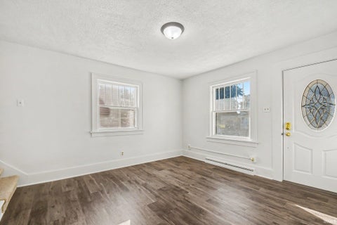 Tiny photo for 308 E 8th Street, Mishawaka, IN 46544 (MLS # 202639474)