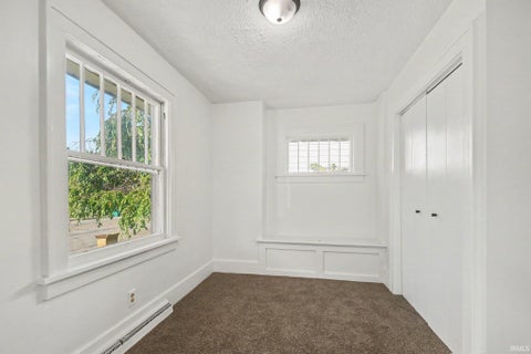Tiny photo for 308 E 8th Street, Mishawaka, IN 46544 (MLS # 202639474)