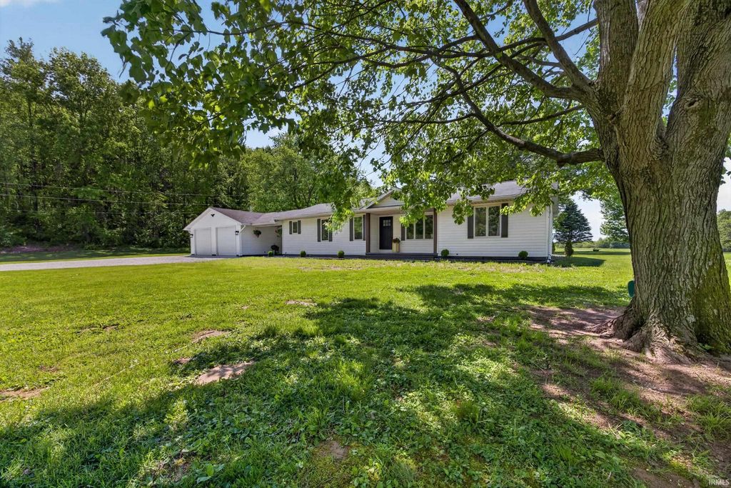 Photo of 8059 N 550 W, Worthington, IN 47471 (MLS # 202615603)