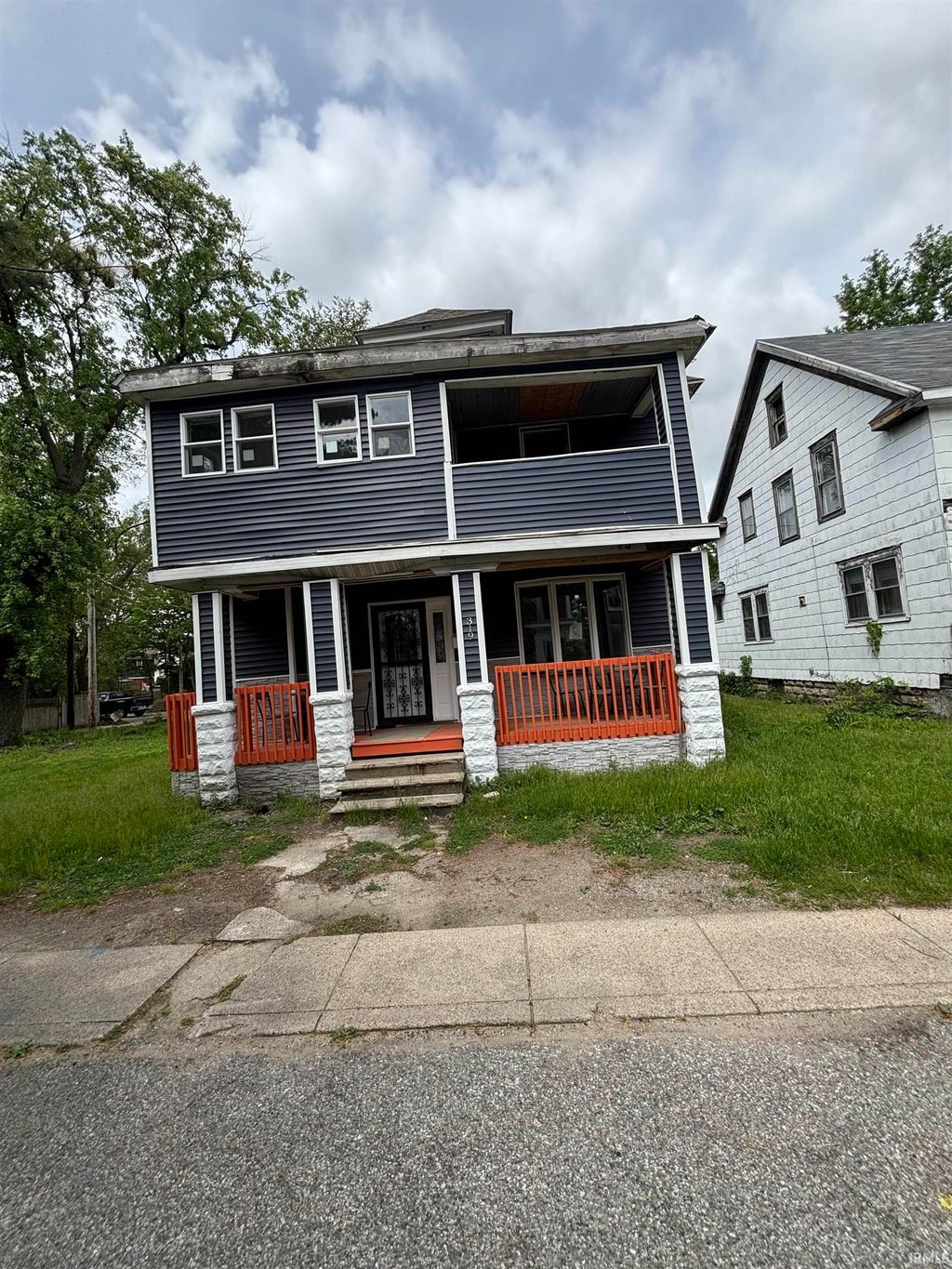 Photo of 319 Kunstman Court, South Bend, IN 46601 (MLS # 202619192)