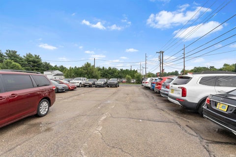 Tiny photo for 508 Lincolnway W, Osceola, IN 46561 (MLS # 202632859)