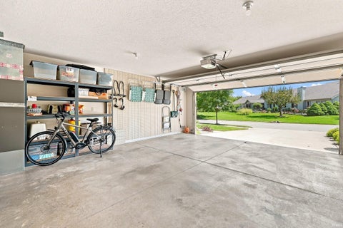 Tiny photo for 9011 Falcons Run, Fort Wayne, IN 46825 (MLS # 202634817)