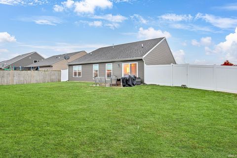 Tiny photo for 3302 Morrow Drive, Kokomo, IN 46902 (MLS # 202547442)