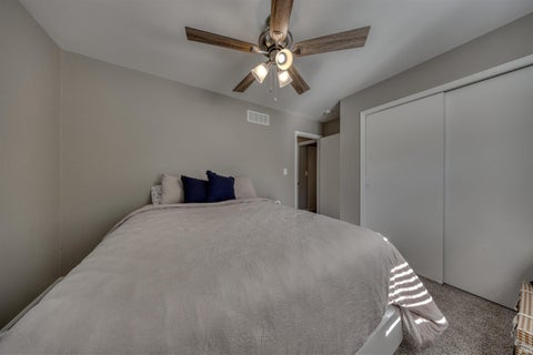 Tiny photo for 712 Carole Place, Newburgh, IN 47630 (MLS # 202643733)