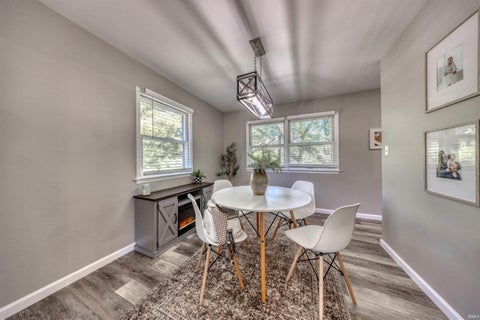 Tiny photo for 712 Carole Place, Newburgh, IN 47630 (MLS # 202643733)