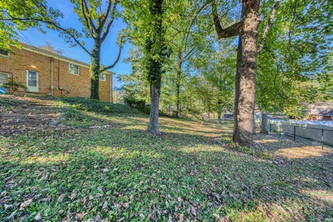 Tiny photo for 712 Carole Place, Newburgh, IN 47630 (MLS # 202643733)