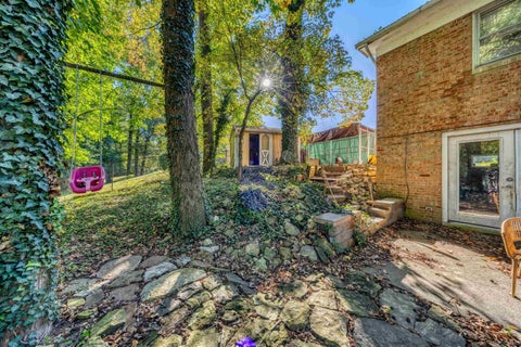 Tiny photo for 712 Carole Place, Newburgh, IN 47630 (MLS # 202643733)