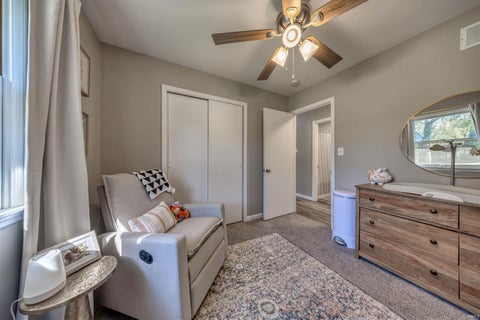 Tiny photo for 712 Carole Place, Newburgh, IN 47630 (MLS # 202643733)