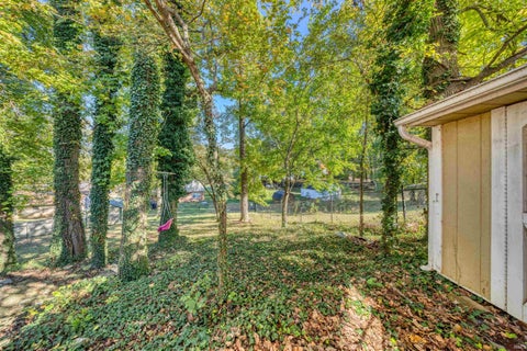 Tiny photo for 712 Carole Place, Newburgh, IN 47630 (MLS # 202643733)