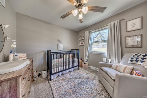 Tiny photo for 712 Carole Place, Newburgh, IN 47630 (MLS # 202643733)