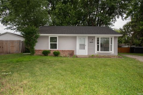 Photo of 3314 Pickwick Court, Lafayette, IN 47909 (MLS # 202622258)