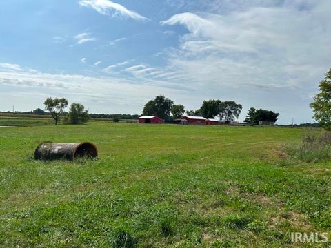 Tiny photo for 7060 E St Rd. 14 Road, Akron, IN 46910 (MLS # 202639125)