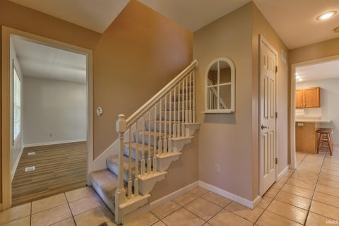 Tiny photo for 9140 Southport Drive, Evansville, IN 47711 (MLS # 202636712)