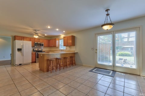 Tiny photo for 9140 Southport Drive, Evansville, IN 47711 (MLS # 202636712)