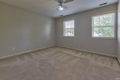 Tiny photo for 9140 Southport Drive, Evansville, IN 47711 (MLS # 202636712)