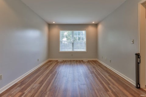 Tiny photo for 9140 Southport Drive, Evansville, IN 47711 (MLS # 202636712)