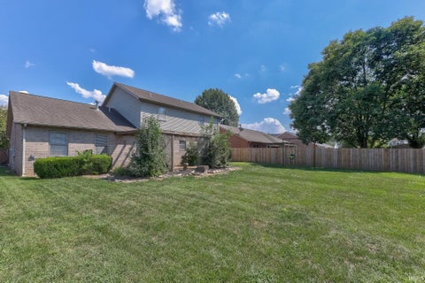 Tiny photo for 9140 Southport Drive, Evansville, IN 47711 (MLS # 202636712)