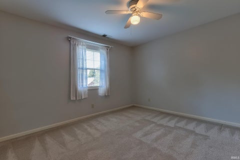 Tiny photo for 9140 Southport Drive, Evansville, IN 47711 (MLS # 202636712)