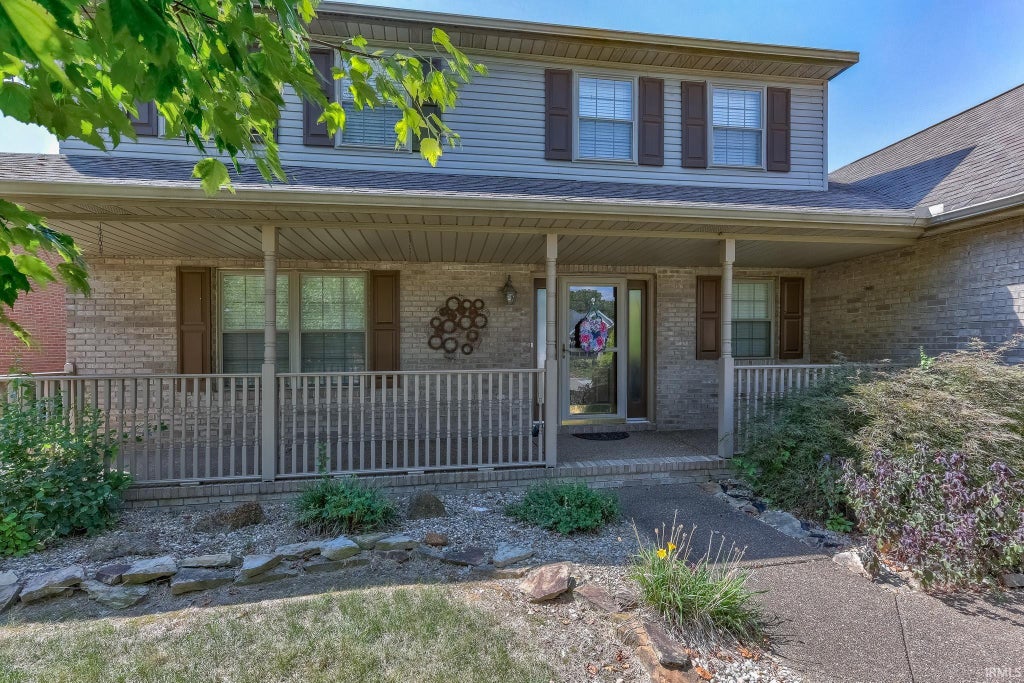 Photo of 9140 Southport Drive, Evansville, IN 47711 (MLS # 202636712)