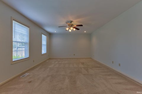 Tiny photo for 9140 Southport Drive, Evansville, IN 47711 (MLS # 202636712)