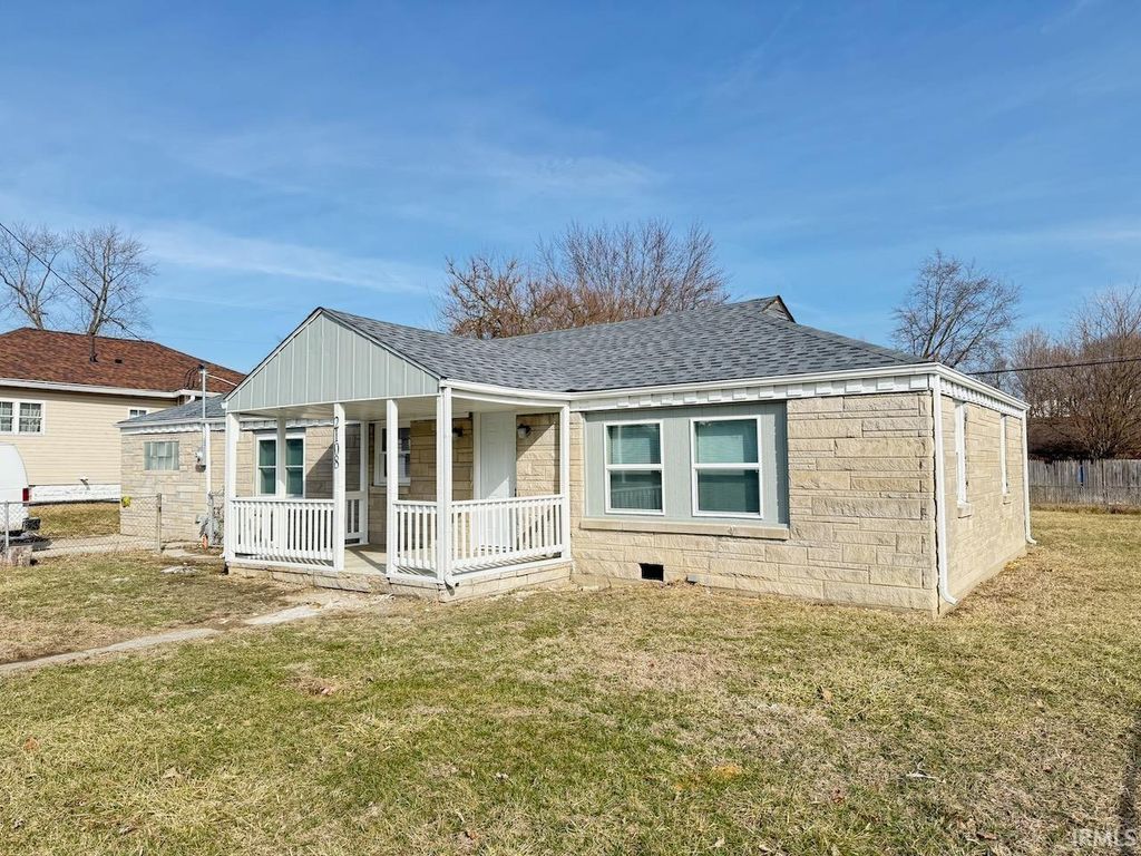 Photo of 2108 S Grant Street, Muncie, IN 47302 (MLS # 202604980)