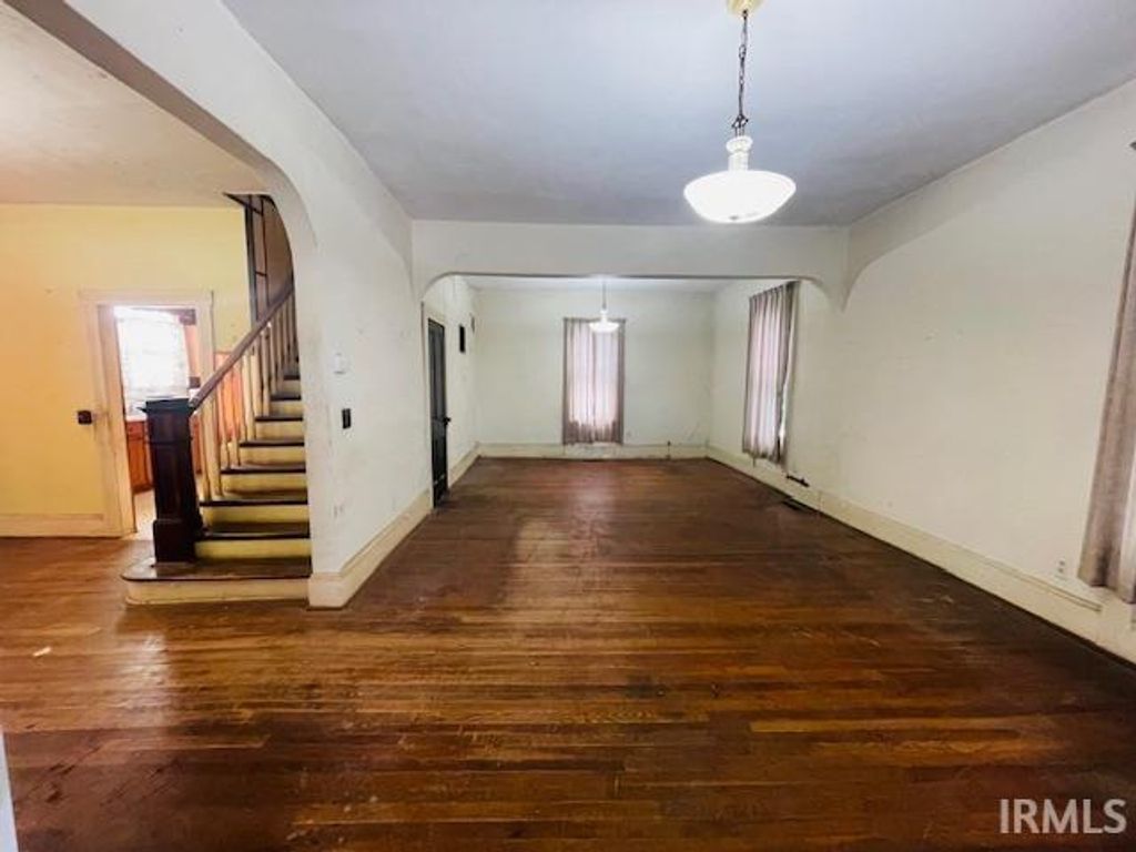 Photo of 504 S Mill Street, Fairmount, IN 46928 (MLS # 202549581)