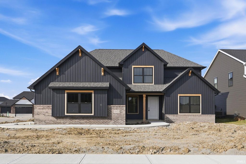 Photo of 1115 Arthur Heights Drive, Fort Wayne, IN 46818 (MLS # 202614358)