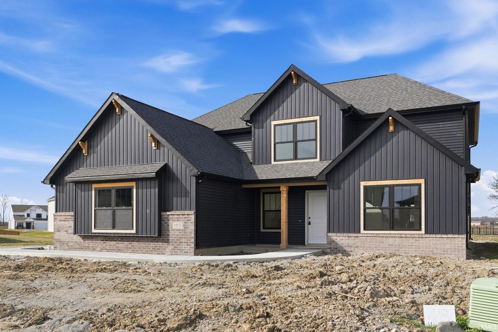 Photo of 1115 Arthur Heights Drive, Fort Wayne, IN 46818 (MLS # 202614358)