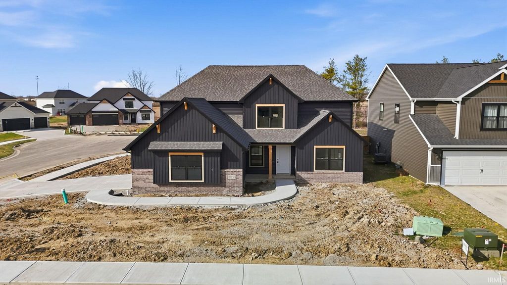 Photo of 1115 Arthur Heights Drive, Fort Wayne, IN 46818 (MLS # 202614358)