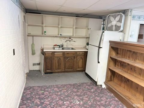 Tiny photo for 915 S MAIN Street, Kokomo, IN 46901 (MLS # 202628578)