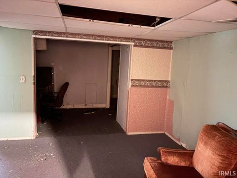 Tiny photo for 915 S MAIN Street, Kokomo, IN 46901 (MLS # 202628578)