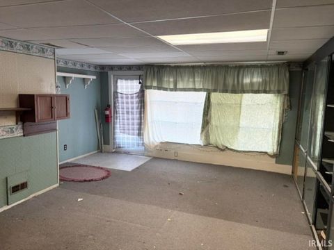 Tiny photo for 915 S MAIN Street, Kokomo, IN 46901 (MLS # 202628578)