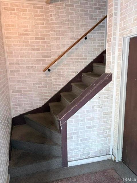 Tiny photo for 915 S MAIN Street, Kokomo, IN 46901 (MLS # 202628578)
