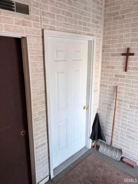 Tiny photo for 915 S MAIN Street, Kokomo, IN 46901 (MLS # 202628578)