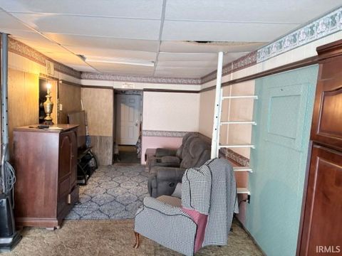 Tiny photo for 915 S MAIN Street, Kokomo, IN 46901 (MLS # 202628578)