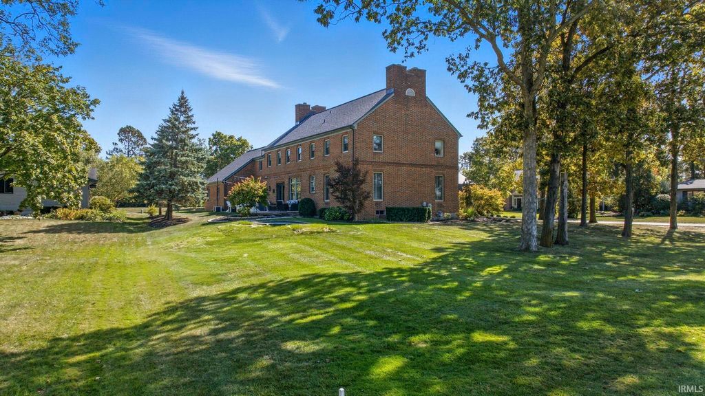 Photo of 1307 Old Lantern Trail, Fort Wayne, IN 46845 (MLS # 202549419)