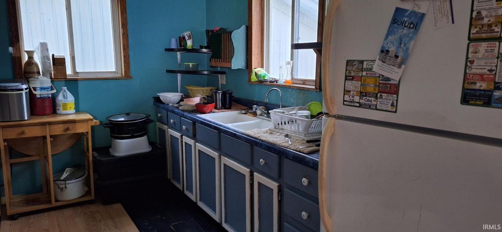 Photo of 4700 E 1000 N Road, Syracuse, IN 46567 (MLS # 202549803)