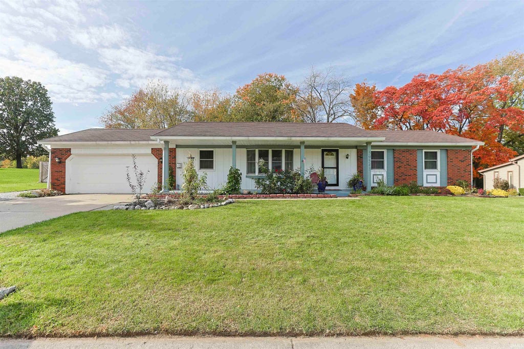 Photo of 59543 Spearmint Drive, South Bend, IN 46614 (MLS # 202644736)