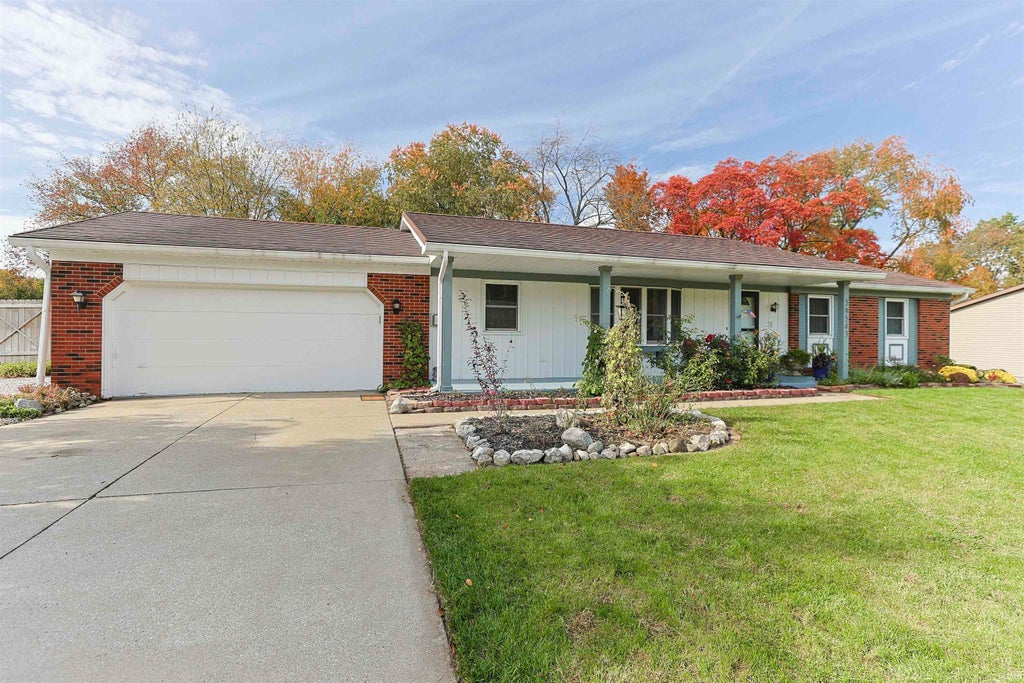 Photo of 59543 Spearmint Drive, South Bend, IN 46614 (MLS # 202644736)