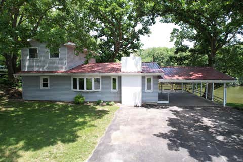 Tiny photo for 336 N Beach Drive, Monticello, IN 47960 (MLS # 202611812)