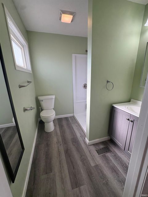 Tiny photo for 913 Sheffield Drive, Evansville, IN 47710 (MLS # 202605648)