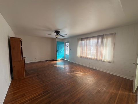 Tiny photo for 913 Sheffield Drive, Evansville, IN 47710 (MLS # 202605648)