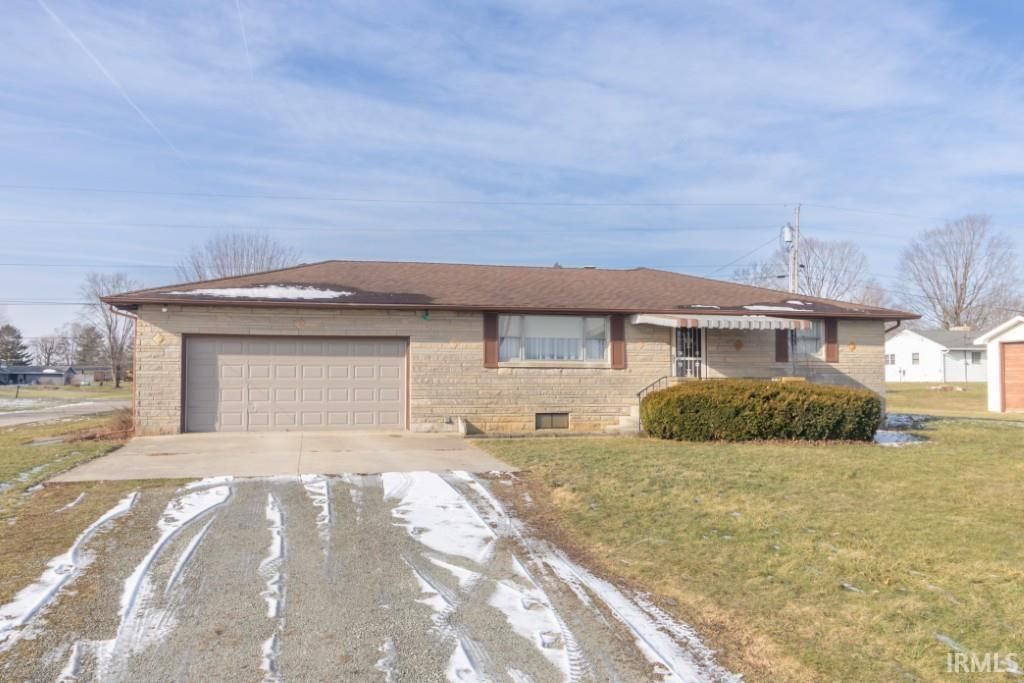 Photo of 3239 S State Road 103, New Castle, IN 47362 (MLS # 202600508)