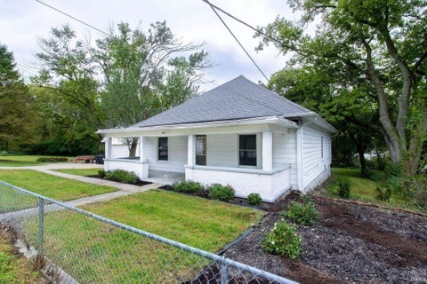 Tiny photo for 1714 Washington Street, Lafayette, IN 47905 (MLS # 202639293)