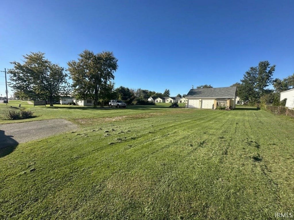 Photo of 1424 W Cook Road #0, Fort Wayne, IN 46825 (MLS # 202641025)