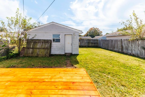 Tiny photo for 1717 W 13 Street, Muncie, IN 47302 (MLS # 202643789)