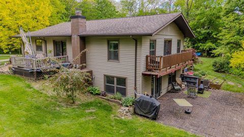 Photo of 609 N 550 E, Peru, IN 46970 (MLS # 202618244)